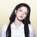 礼志&曺薇娟 (MIYEON)&장원영&김민주&安俞真 (YUJIN)