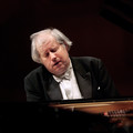 Grigory Sokolov&Mahler Chamber Orchestra&Trevor Pinnock