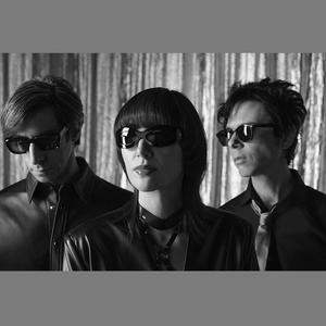 Yeah Yeah Yeahs《Maps (iTunes Originals Version)》[MP3_LRC]