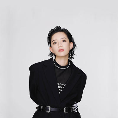 李斯丹妮&井胧