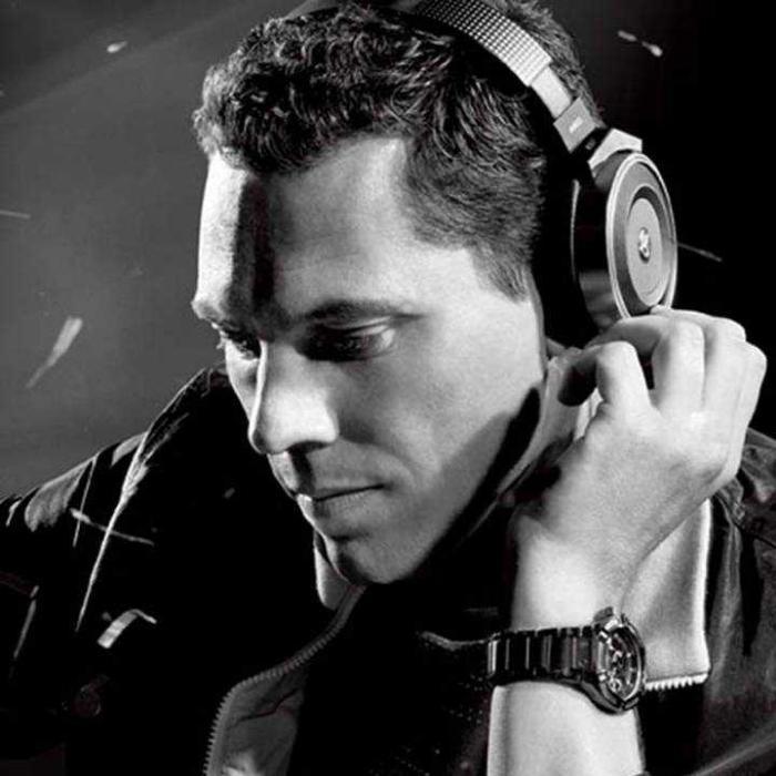 百大DJ之首  Tiesto