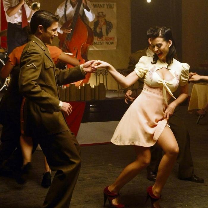 让身体跟着爵士一起swing！