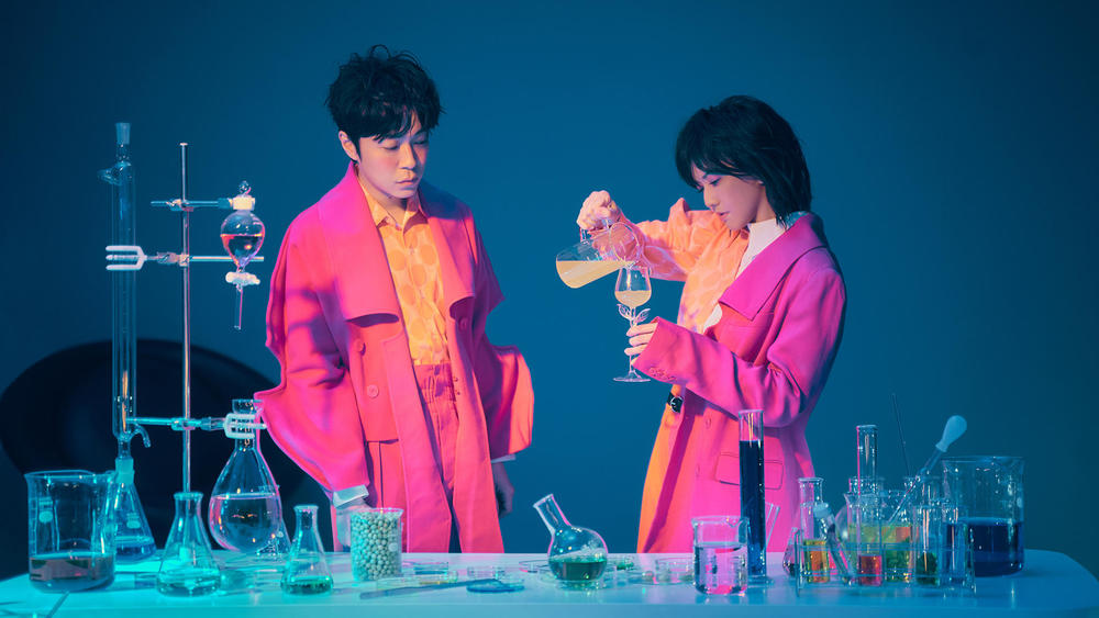 吴青峰&孙燕姿《（......醉鬼阿Q）（feat.孙燕姿）》