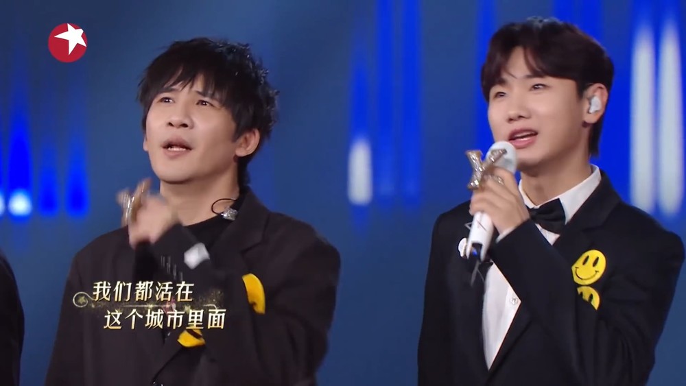 林子祥&戴佩妮&薛之谦&大张伟&萧敬腾&张碧晨&汪苏泷&摩登兄弟刘宇宁&胡夏&锤娜丽莎《有没有一首歌会让你想起我 (Live)》