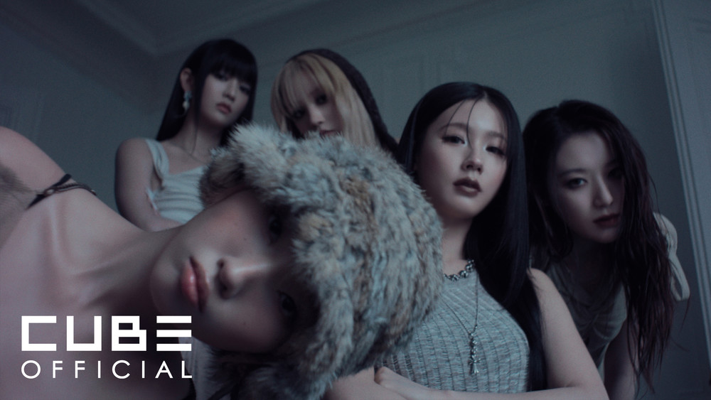 i-dle (아이들)《Girlfriend》