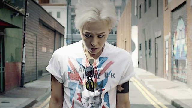 G-DRAGON《삐딱하게 (Crooked)》